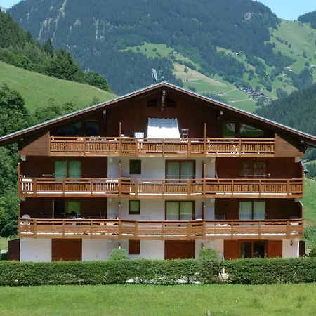 Pied Des Pistes, 4 Personnes, 1 - Mont02 *